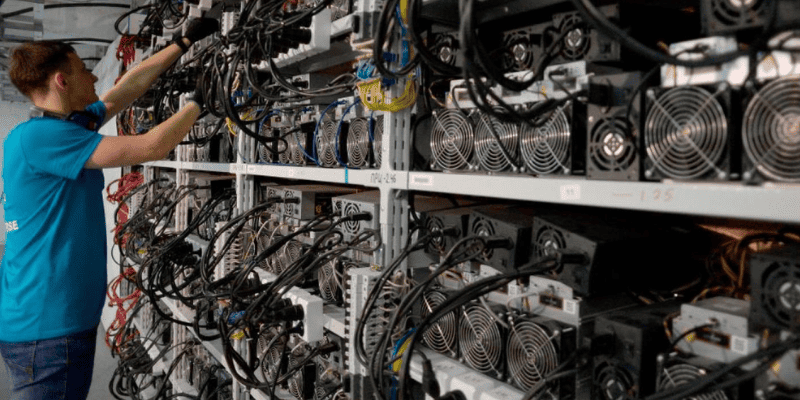 Unveiling the Powerhouses: Cryptocurrency Data Centers